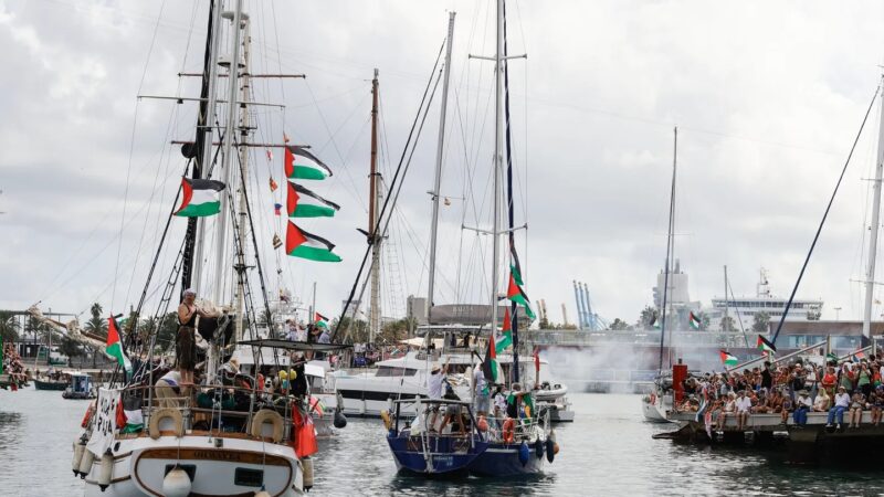 “Kami tidak akan berhenti!” – Selepas penahanan Sumud Flotila, kini Freedom Flotilla pula menuju ke Gaza