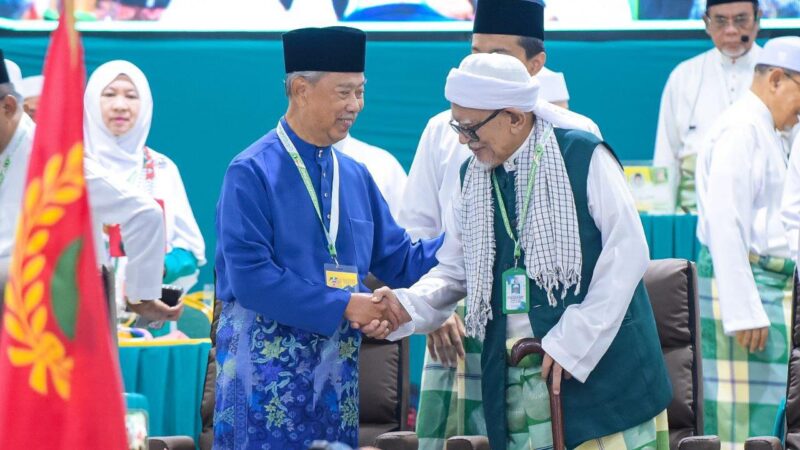 PAS-Bersatu: “Kita dah banyak bersabar… tetapi sabar ini ada hadnya,” kata Hadi