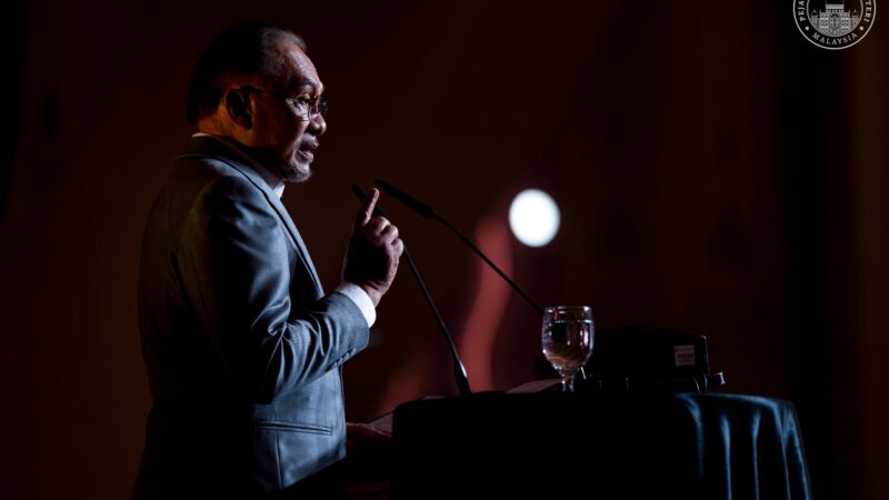 Kerajaan tegas larang pesta arak di sekolah – PM Anwar