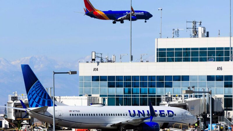 Kakitangan tidak dibayar gaji: Lebih 2,000 penerbangan di seluruh AS dibatalkan