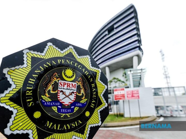 “SPRM tak boleh siasat diri sendiri” – DAP mahu RCI ditubuhkan dakwaan ‘mafia korporat’