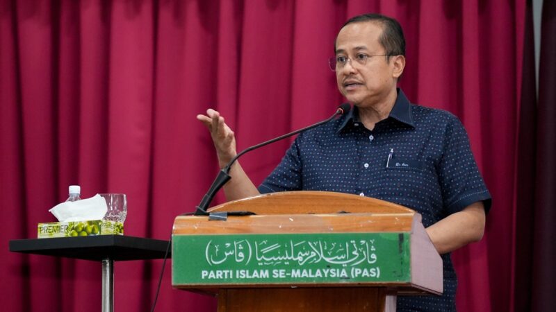 ‘Yang pasti, Muhyiddin pun bukan calon PM’ – Samsuri