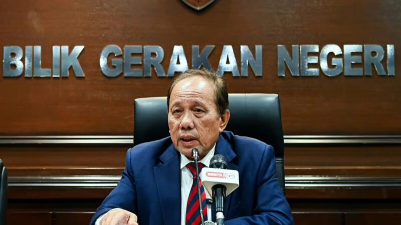 Tugas SUK, Penasihat Undang-Undang Negeri Sembilan digantung