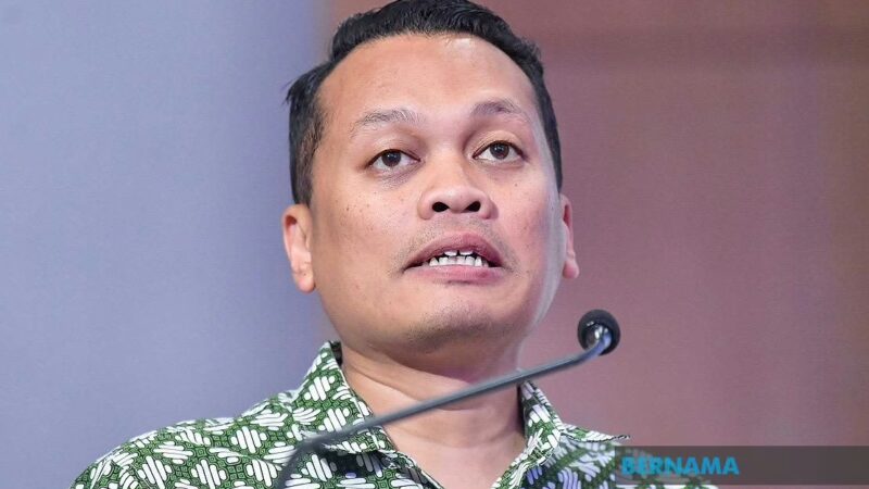 Kes khalwat: Nik Nazmi selesai beri keterangan di JAIS